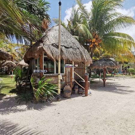 Las Cabanas Del Doctor Mahahual Ngoại thất bức ảnh
