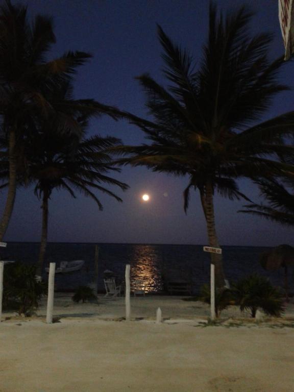 Las Cabanas Del Doctor Mahahual Ngoại thất bức ảnh