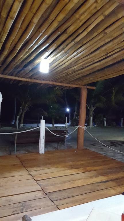 Las Cabanas Del Doctor Mahahual Ngoại thất bức ảnh