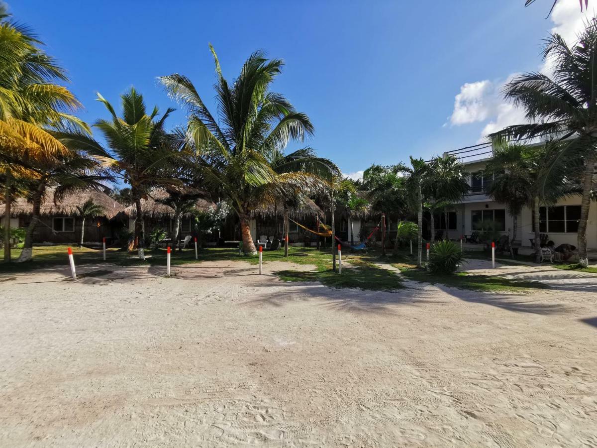 Las Cabanas Del Doctor Mahahual Ngoại thất bức ảnh