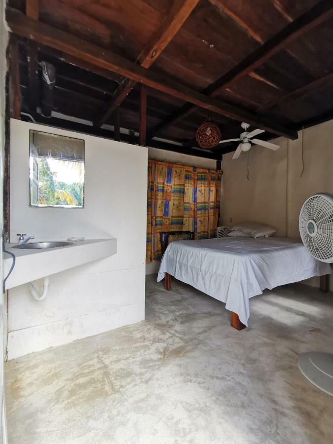 Las Cabanas Del Doctor Mahahual Ngoại thất bức ảnh