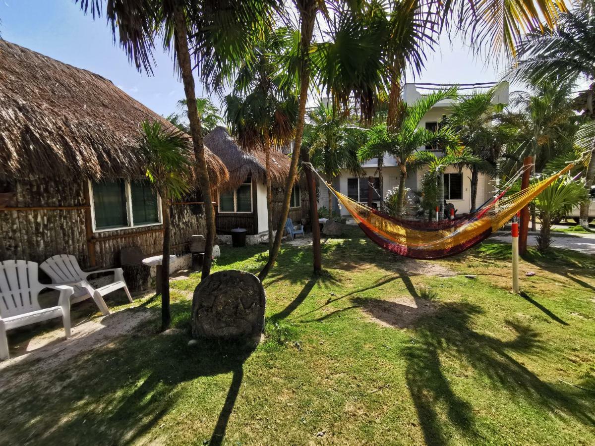 Las Cabanas Del Doctor Mahahual Ngoại thất bức ảnh
