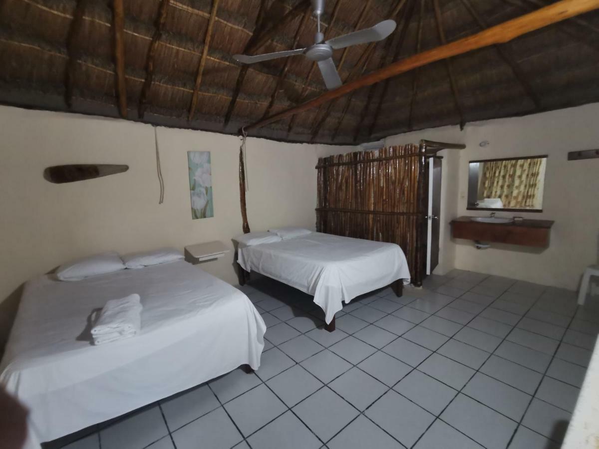 Las Cabanas Del Doctor Mahahual Ngoại thất bức ảnh